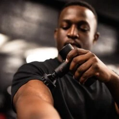 Pulseroll Ignite Mini Massage Gun With Heat -RIVAL Boxinggear pmmg black 01