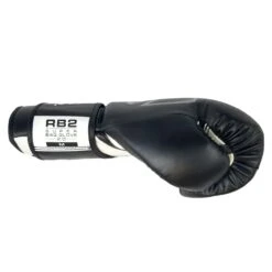 RB2 Super Bag Gloves 2.0 16 RB2 Super Bag Gloves 2.0 -RIVAL Boxinggear rb2 2 black side