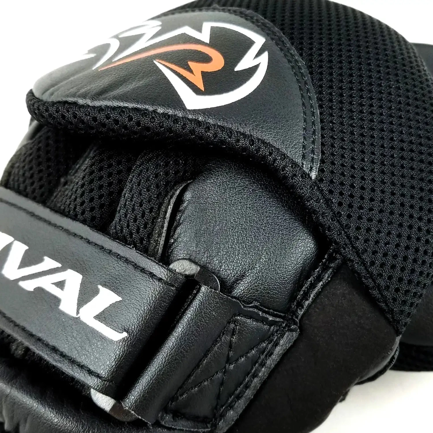 RPM5 Parabolic Punch Mitts 2.0 7 RPM5 Parabolic Punch Mitts 2.0 - Image 5